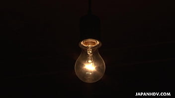 Tahanan Asia Yang Genit Digilir Dari Belakang Dan Ditumpahi Sperma