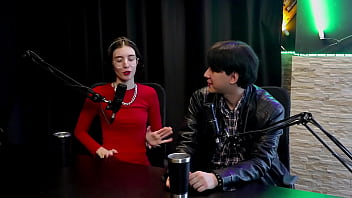 Curtia Se Exibir Bem Novinha, A Pandemia Jogou Mulheres No Pornô, Confessou Pra Mãe, E Quando Vendeu Seu Primeiro Nude… – Yastrixx & Dixon (assista Em: Sheer/red)