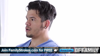 Kalau Dia Ancurin Mobil Pervy Kakak Tirinya, Dia Harus Kasih Dia Ngentot Sesuka Hatinya