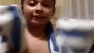 Milf Bugil Merekam Video Panasnya Di Kamar Mandi Untuk Situs Dewasa Bangladesh