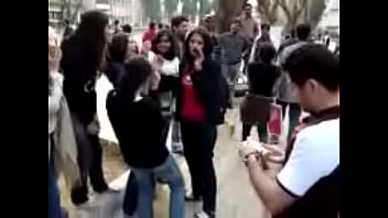 Gadis-gadis Kampus India Yang Menggoda