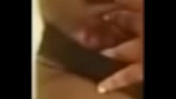 Desi Yang Menggoda Kembali Beraksi