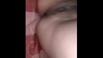 Istri Desi Mona Yang Menggoda