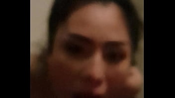 Gadis Thailand 19 Tahun Telan Penuh Nafsu