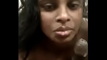 Desi Bhabhi Yang Haus Memuaskan Dahaga Dengan Cairan Panas Pria