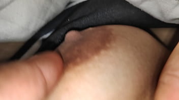 Pijat Payudara Bocah Kaya India