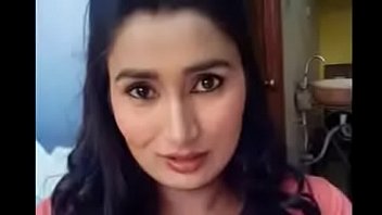 Kisah Panas Swathinaidu: Rayuan Di Ranjang