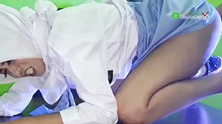 Guru Mesum Menggoda Murid Dengan Sentuhan Nakal