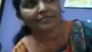 Tante Tamil Buka Celana Dalam Lewat Video Call