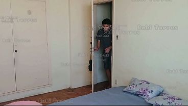 Menangkap Saudara Tiriku Yang Mesum Mengendus Celana Dalamku Di Lemari, Lalu Menghukumnya Dengan Memberinya Kemaluanku