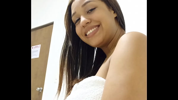 Ibu Tirinya Datang Dan Melihat Kami Sedang Melayani Hasratnya Dengan Mulut