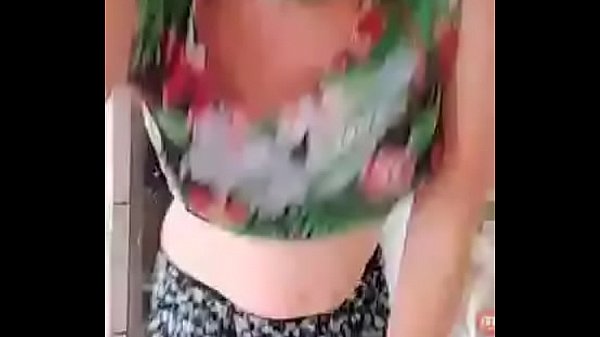 Streaming Sensual Di Bigo Live: Tampil Hot Dan Menggoda