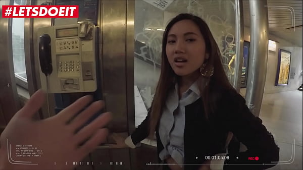 May Thai Dan Charlie Dean: Gadis Asia Liburan Tersodok Kontol Besar Dalam Adegan Pov Panas