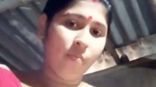 Bibastra Boudi Mms Memamerkan Payudara Besar Dan Memeknya