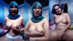 Tante Cita Montok Menggoda Dengan Hijab Yang Membakar Nafsu