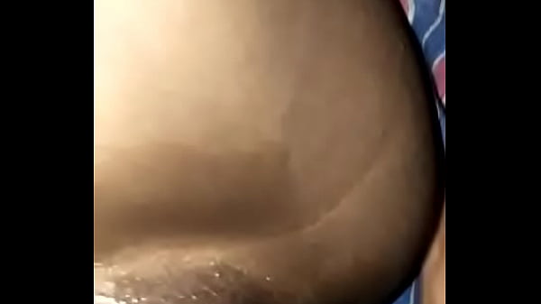 Bercinta Liar Dengan Istri Desi