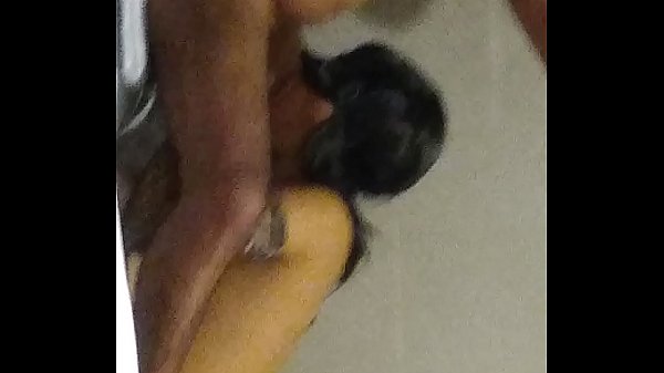 Neha Ngentot Adik Tirinya Sambil Mandi Dengan Suara Panas