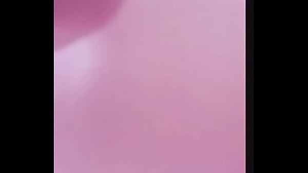 Istri Dominatrix Tampil Menggoda Di Live Cam