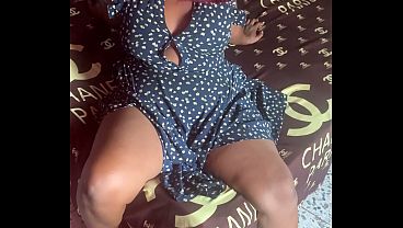 Ibu Tua Yang Mahir Menipu Dan Menggoda