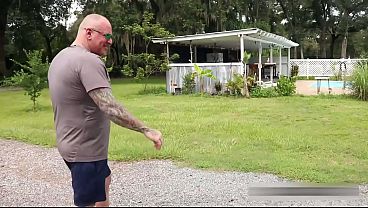 Dosa Terlarang Di Keluarga Tiri: Telanjang Dan Bebas Digunakan