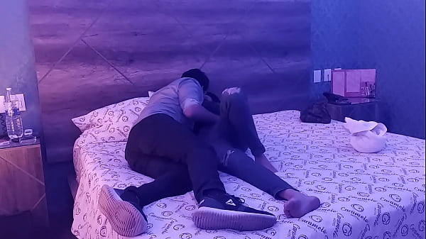 Amante Ganas Banget Dua Kontol Nusuk, Di Motel. Ibu Janda Parte 1