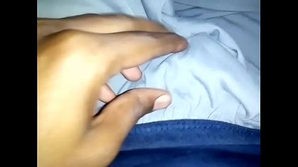 Ayesha Singh: Gadis Seksi Yang Bikin Pria Tak Bisa Berpikir Lurus