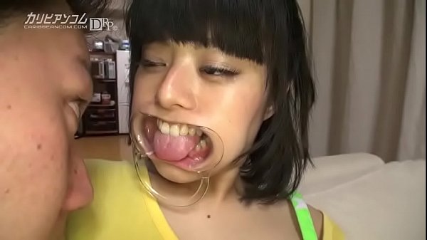 島崎りかの自宅にいきなり突撃！生放送で覗くプライベートな瞬間