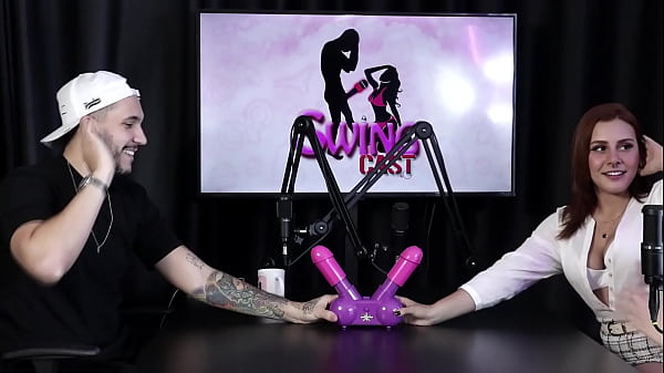 Ibunya Mengusirnya Dari Rumah, Mereka Membicarakan Soal Harmonisasi Penis, Dia Suka Kontol Kecil – Bia Ruyva & Jack Por (sheer/red)